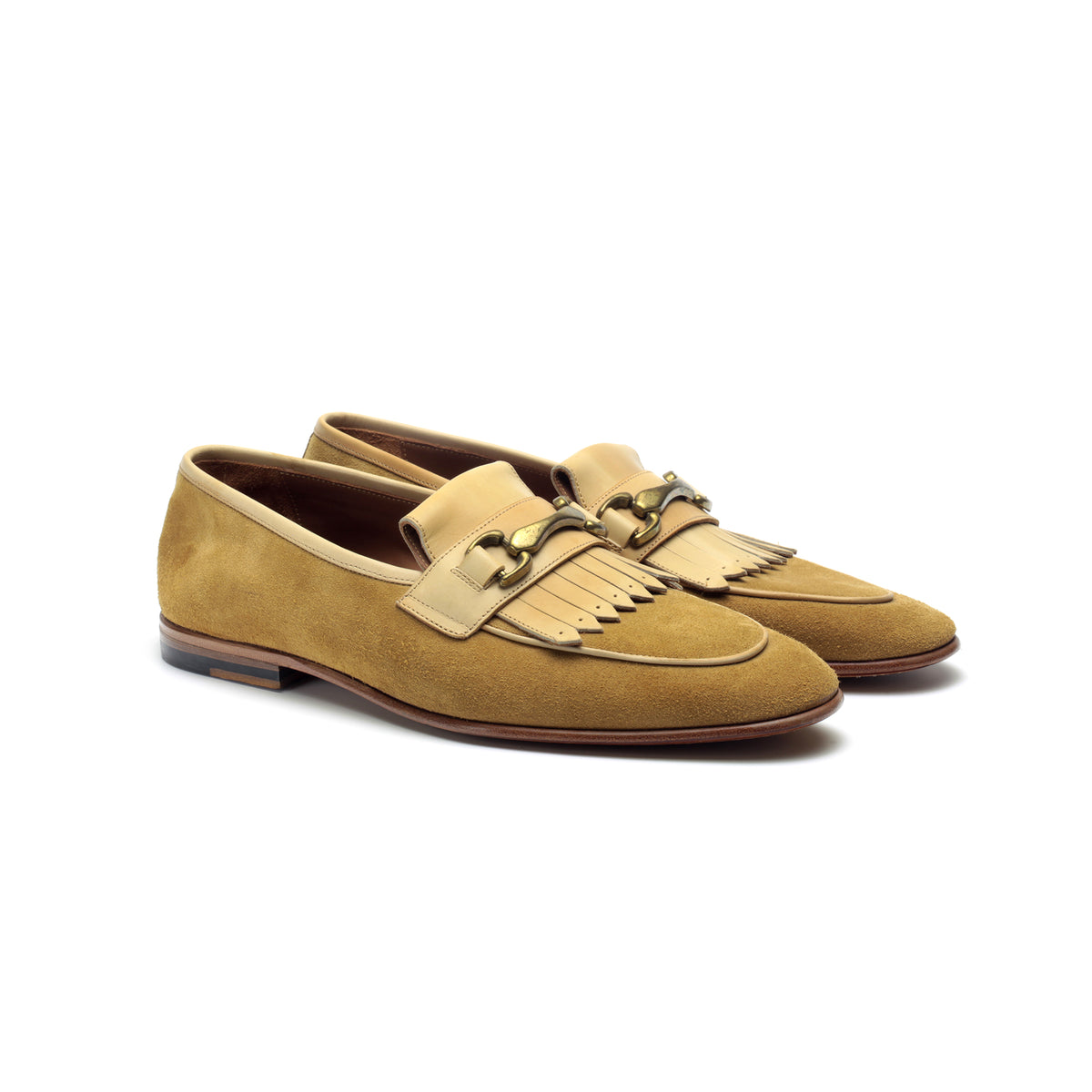 MARIO BEMER: Gli artigiani delle scarpe in pelle – Mario Bemer